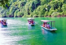 Ba Bể Lake cruise by sampan