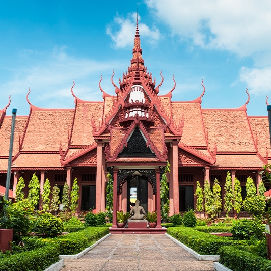 Vibrant Phnom Penh City Tour 1 Day