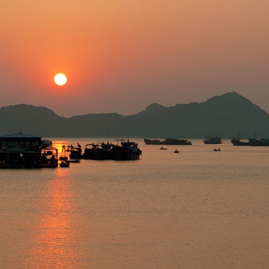 Amazing Vietnam Tour 14 Days 13 Nights