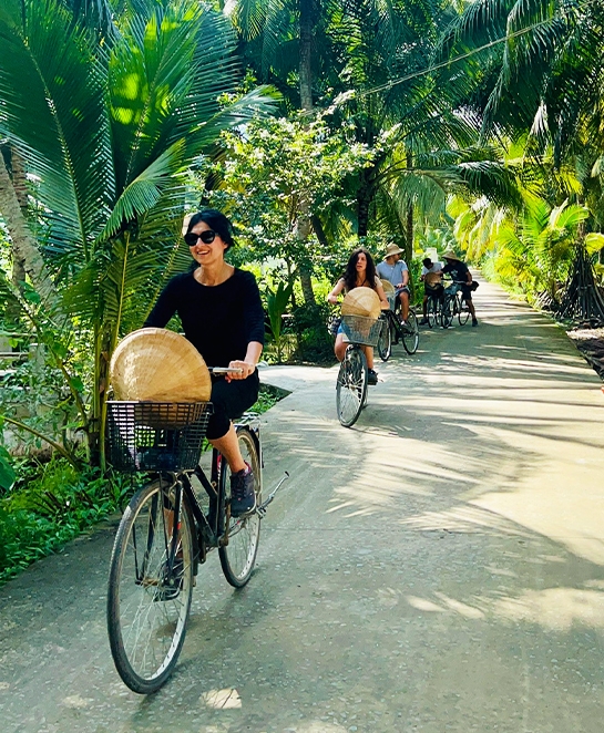 Group Fabio travel in Mekong Vietnam