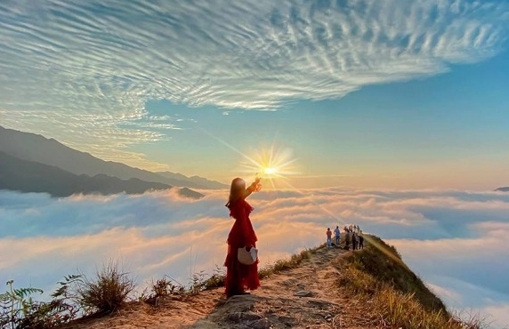 Review Of 2 Days 1 Night Cloud Hunting Trip In Ta Xua, Vietnam Review Of 2 Days 1 Night Cloud Hunting Trip In Ta Xua, Vietnam