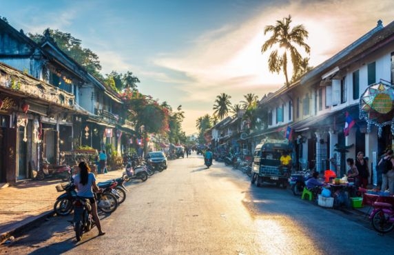 Laos In November: Weather, Where To Go, What To See, Itinerary And FAQ Laos In November: Weather, Where To Go, What To See, Itinerary And FAQ