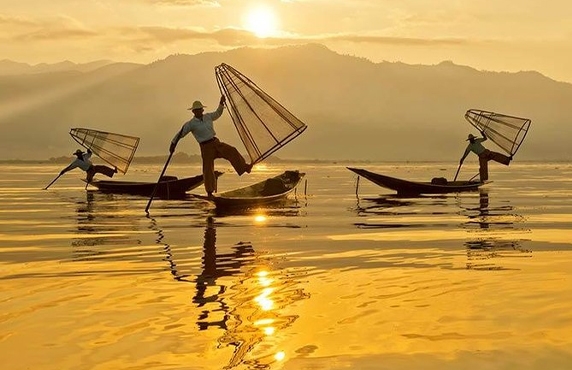 Review Of Things To See In Myanmar In 10 Days By The Giraud Couple Review Of Things To See In Myanmar In 10 Days By The Giraud Couple