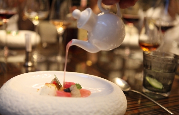 Where To Eat In Phuket: Top 09 Best Restaurants In Phuket Where To Eat In Phuket: Top 09 Best Restaurants In Phuket