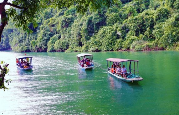 Ba Be 1-day Itinerary: What To Do In Ba Be In 24 Hours With Mr. Ewan? Ba Be 1-day Itinerary: What To Do In Ba Be In 24 Hours With Mr. Ewan?