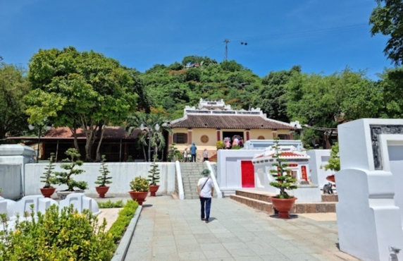 What To Do In Chau Doc ? Thoai Ngoc Hau Tomb What To Do In Chau Doc ? Thoai Ngoc Hau Tomb
