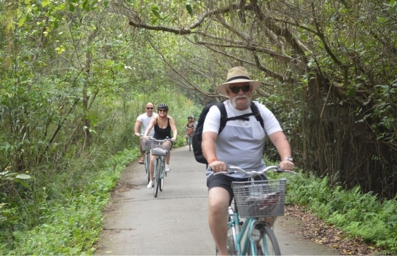 What To Do In Cat Ba? Bike Tours In Viet Hai Village, Cat Ba What To Do In Cat Ba? Bike Tours In Viet Hai Village, Cat Ba