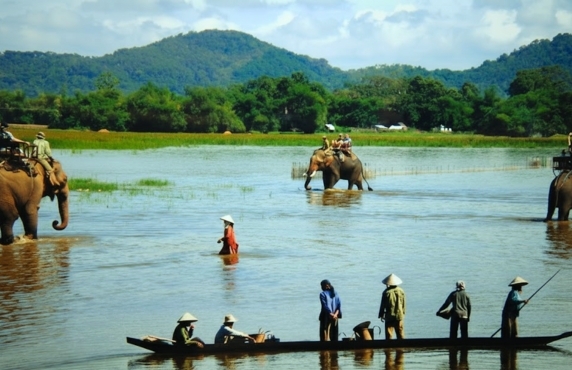 Dalat Or Buon Ma Thuot - Comparison Of Trips And Destinations