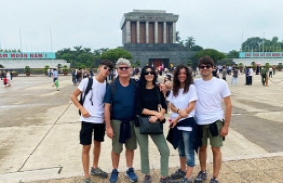 What To See In Hanoi? Guide To Visit Ho Chi Minh Mausoleum In Your Trip What To See In Hanoi? Guide To Visit Ho Chi Minh Mausoleum In Your Trip