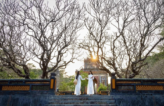 What To Do In Hue In 3 Days? Travel Guide And Itinerary 3 Days In Hue What To Do In Hue In 3 Days? Travel Guide And Itinerary 3 Days In Hue