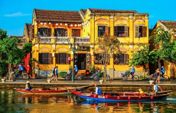 Travel Advice For The Best 4-day Hue Hoi An Itinerary By Mr. Morgan Travel Advice For The Best 4-day Hue Hoi An Itinerary By Mr. Morgan