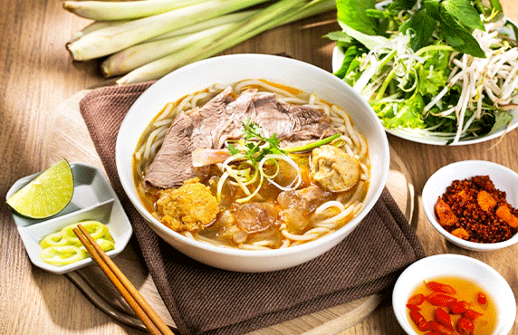 Top 12 Unmissable Delicious Dishes To Try In Hue, Vietnam Top 12 Unmissable Delicious Dishes To Try In Hue, Vietnam