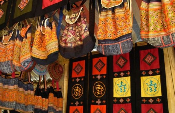 Shopping In Sapa Vietnam: Best Souvenirs And Gifts To Bring Home Shopping In Sapa Vietnam: Best Souvenirs And Gifts To Bring Home