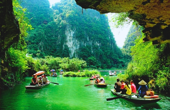 Itinerary Of 3 Weeks In Vietnam In Small Group - Review By Leona