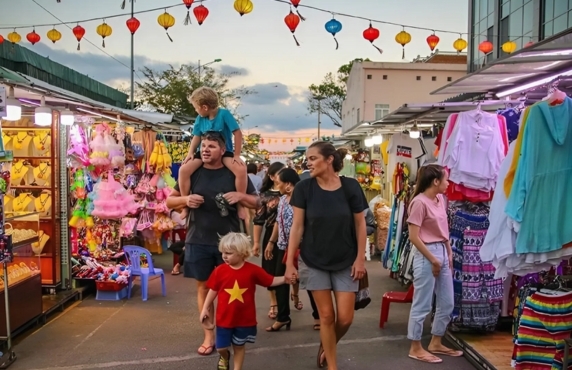 Shopping In Danang Vietnam - Top Best Da Nang Souvenirs To Bring Home Shopping In Danang Vietnam - Top Best Da Nang Souvenirs To Bring Home