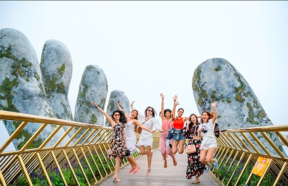 Discover Top 15 Must-visit Places When Traveling To Da Nang Discover Top 15 Must-visit Places When Traveling To Da Nang