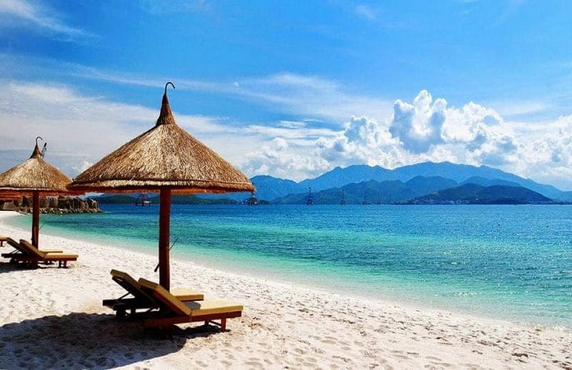 Top 05 Most Attractive Beaches In Da Nang - Best Beach To Visit In Vietnam Top 05 Most Attractive Beaches In Da Nang - Best Beach To Visit In Vietnam