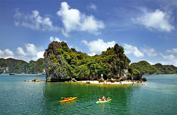Tips For Your Camping Trip On Lan Ha Bay. Tips For Your Camping Trip On Lan Ha Bay.