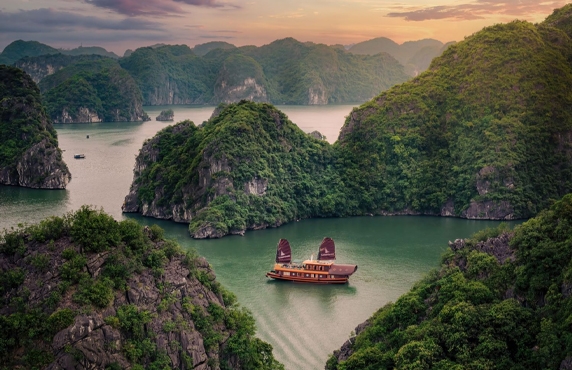 Sunlight Boutique Cruise 3-star In Lan Ha Bay In 2 Days With Kylie Sunlight Boutique Cruise 3-star In Lan Ha Bay In 2 Days With Kylie