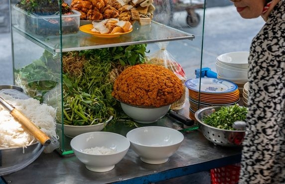 How To Plan The Perfect Saigon Street Food Tour?