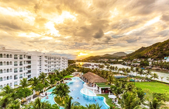 Top 12 Best 4-star Hotels In Nha Trang, Vietnam Top 12 Best 4-star Hotels In Nha Trang, Vietnam