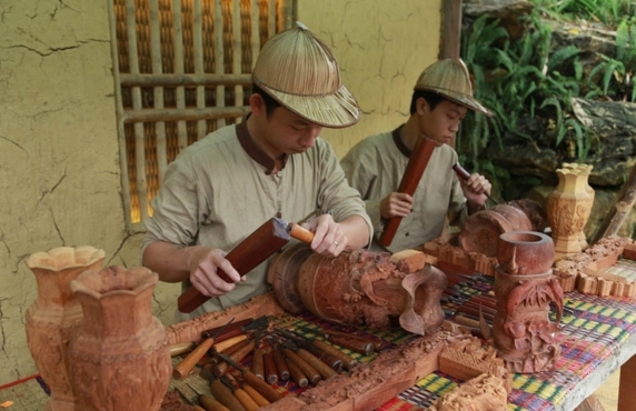 Things To See In Ninh Bình ? Phúc Lộc Carpentry Craft Village Ninh Bình Things To See In Ninh Bình ? Phúc Lộc Carpentry Craft Village Ninh Bình