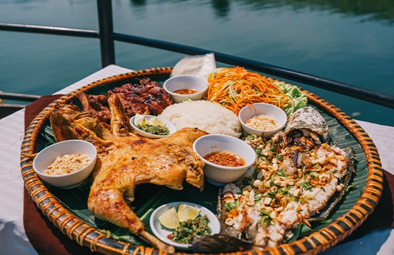 Top 10 Best Restaurants In Quang Binh, Vietnam Top 10 Best Restaurants In Quang Binh, Vietnam