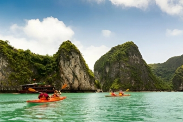 Halong - Hon Gai - Hanoi (B,L,-)