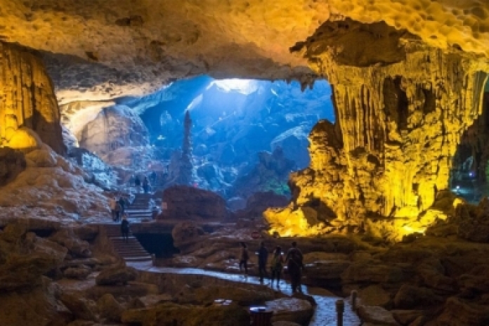 Bai Tu Long bay - Lan Ha (B,L,D)