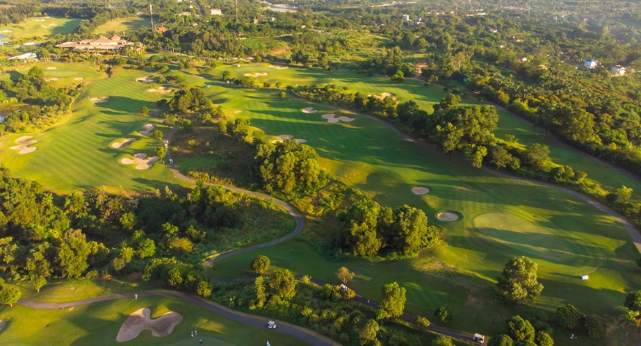 922-2-Sky-Lake-Resort-Golf-Club