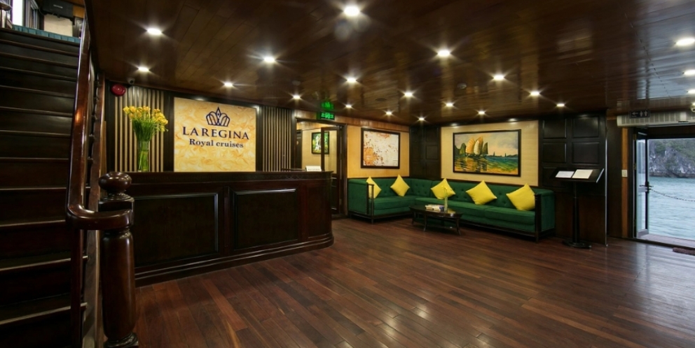 Reception area 