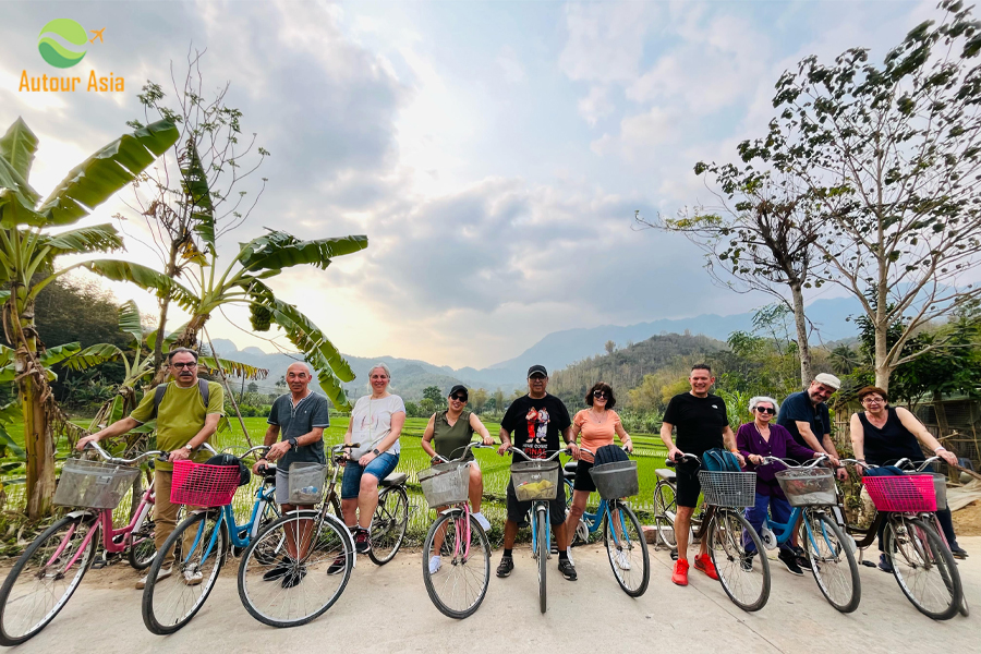 Bike tour in Vietnam with Autour Asia