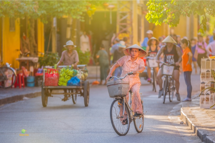 Hoi An in central Vietnam, what to do in Vietnam and Cambodia for 3 weeks?