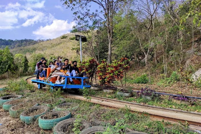 Try the bamboo train in Battambang in the 21-day Cambodia itinerary