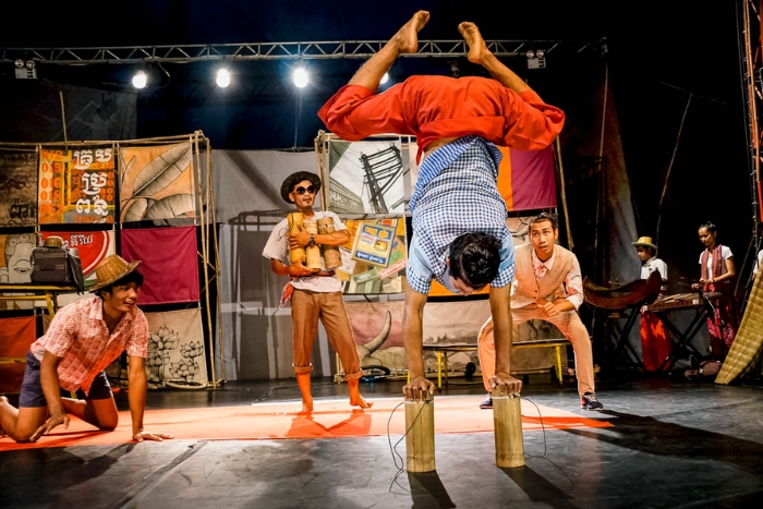 What to do in Battambang with family? Visit the Phare Ponleu Selpak circus