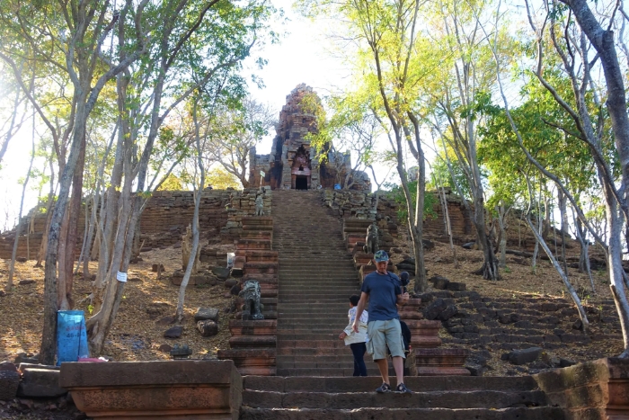 What to do in Battambang with Kids? Visit the Temples of Phnom Banan