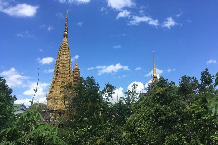 Second day of a small group tour to Battambang began with an excursion to Phnom Sampeau