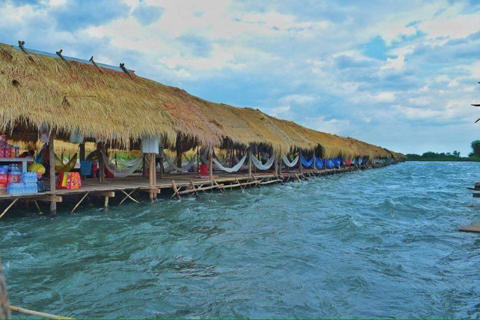 Relaxing at the Kampi Rapids is a perfect way to end 1 day in Kratie