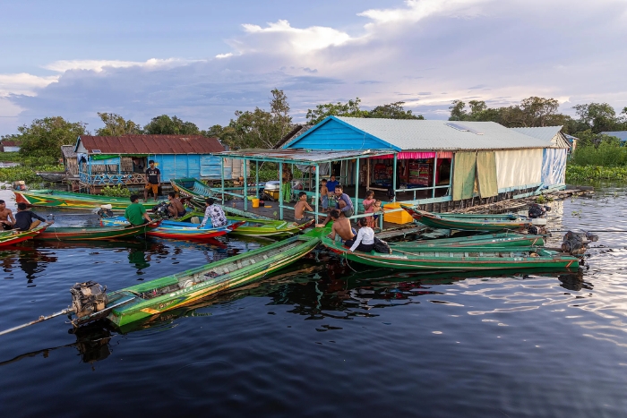 Visiting the Floating Village on Tonlé Sap Lake when visiting Cambodia with family