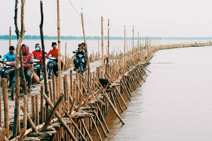 The bamboo bridge of Koh Paen in Kampong Cham
