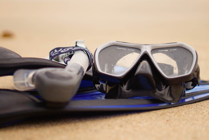 Snorkeling equipment