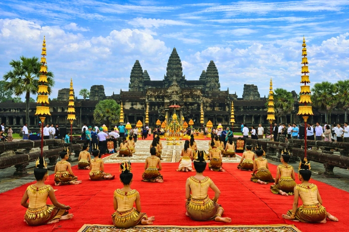 Discovering the Khmer New Year on a cultural journey and traveling to Cambodia in March