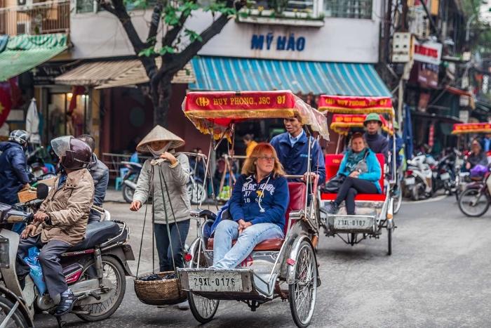 Indochina trip 30 days, Hanoi was full of joy and excitement.
