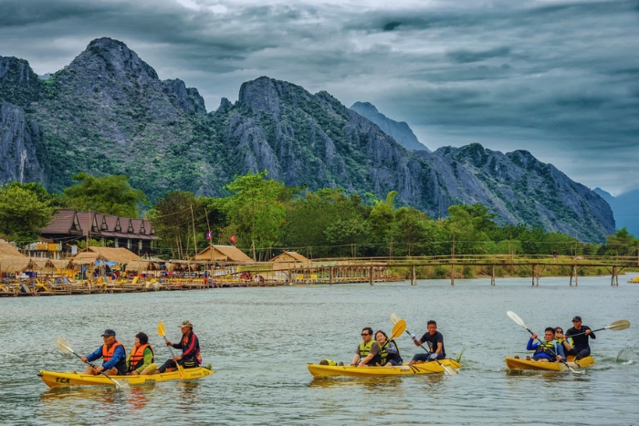 Kayaking in Vang Vieng
