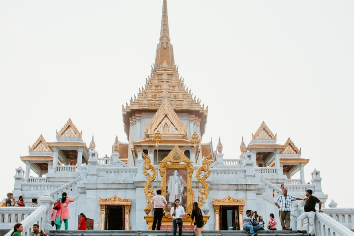 1 week in Thailand: start of the trip with the golden Buddha of Wat Traimit
