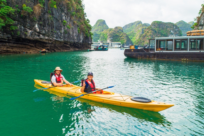 Adventure in Halong Bay during Thailand Vietnam cambodia holiday packages