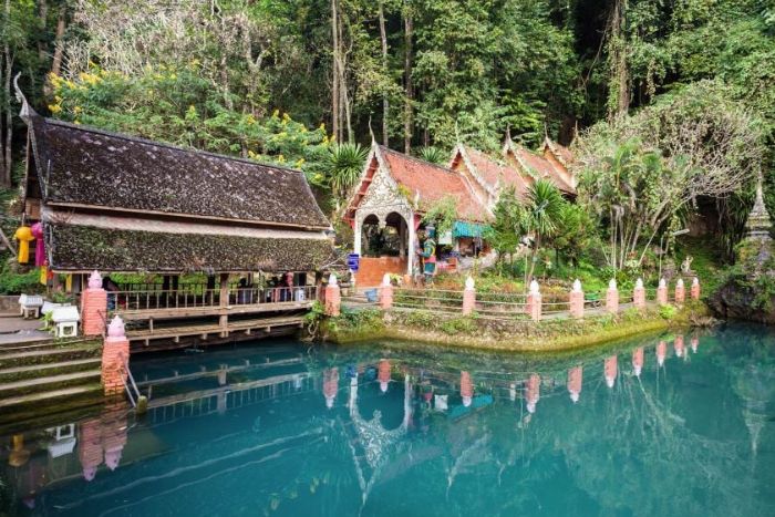 Explore the Chiang Dao Caves 