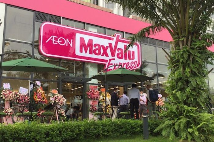 MaxValu is an excellent choice as it offers all daily essentials