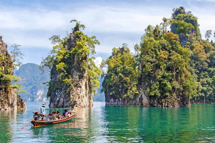 Immersion in the heart of nature at Khao Sok National Park in October