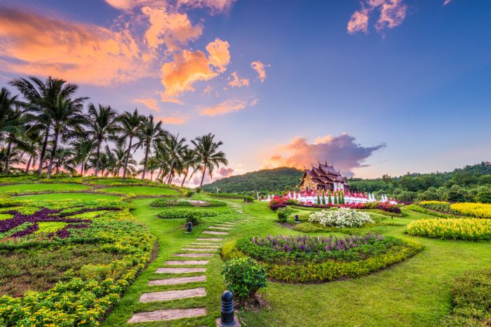 Peaceful valleys to visit during your Thailand itinerary 4 weeks (photo: Chiang Mai)